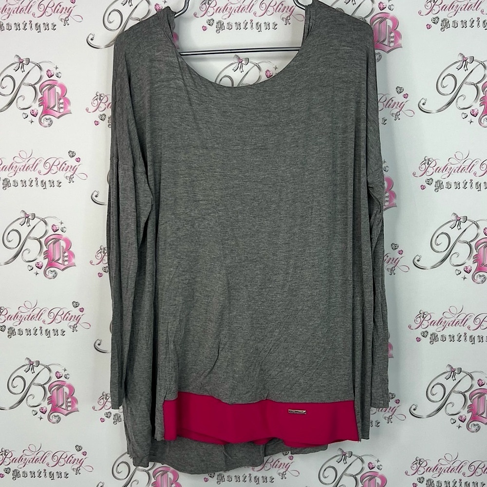 Joseph Ribkoff long sleeve dual tone Gray Top with Pink Hem metal logo